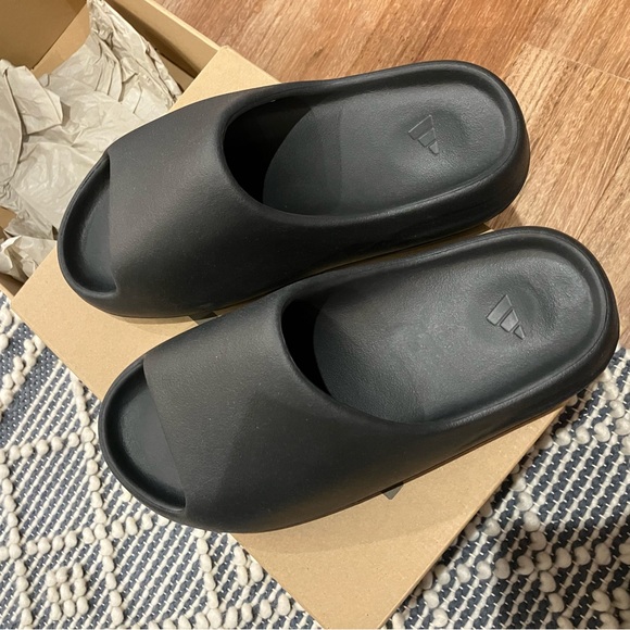 Yeezy Shoes Black Yeezy Slides Size 1 Poshmark